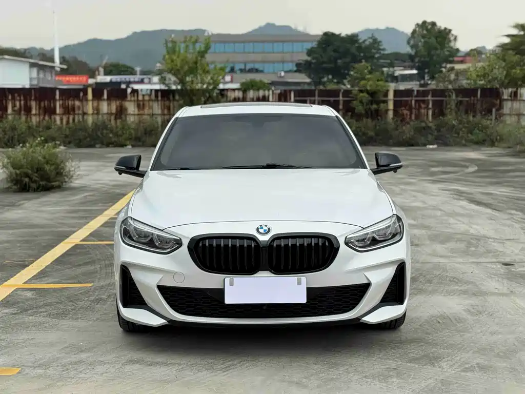 BMW 1 Series 2021 125i M Sports Night Edition купить на сайте DeffCars