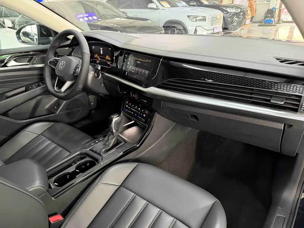 Passat 2022 280TSI Elite Edition купить на сайте DeffCars