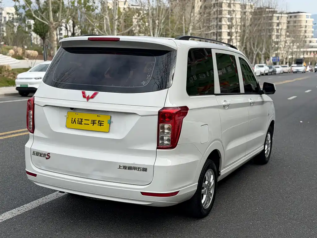 Wuling Hongguang 2019 1.5L S basic model National VI LAR купить на сайте DeffCars