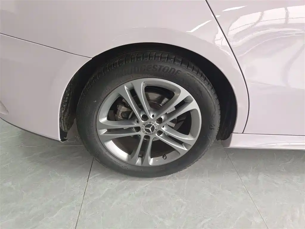 Mercedes-Benz A-Class 2021 facelift A 180 L sports sedan купить на сайте DeffCars