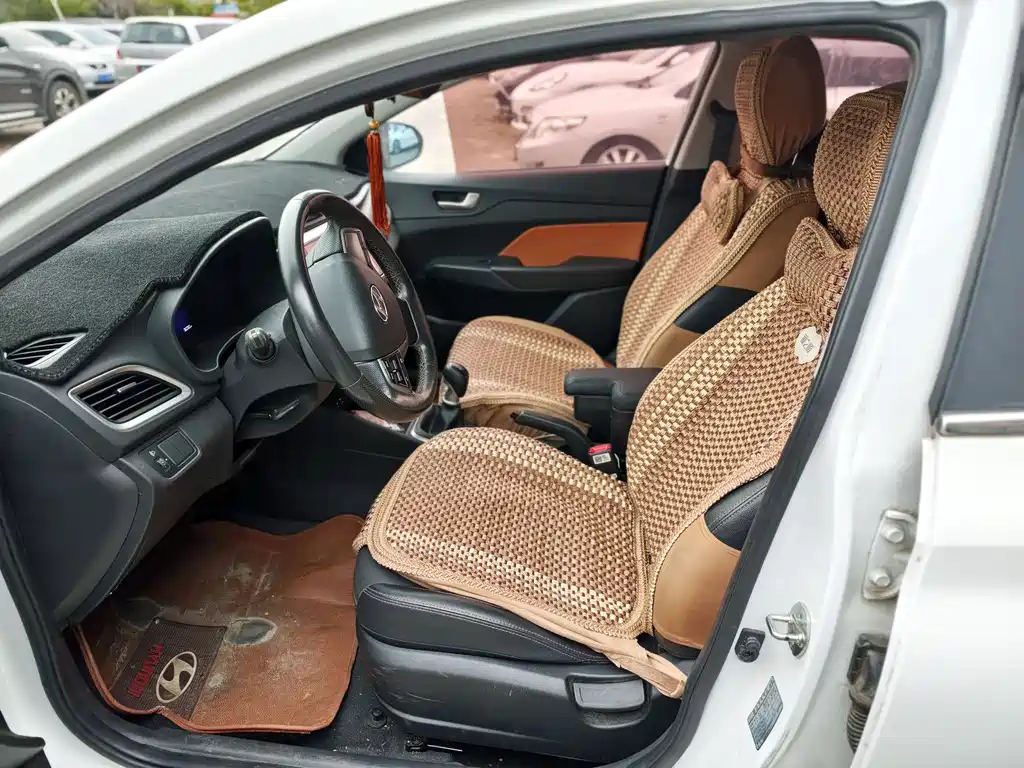 Yuena RV 2017 1.4L Manual Cool Version GLS National V купить на сайте DeffCars