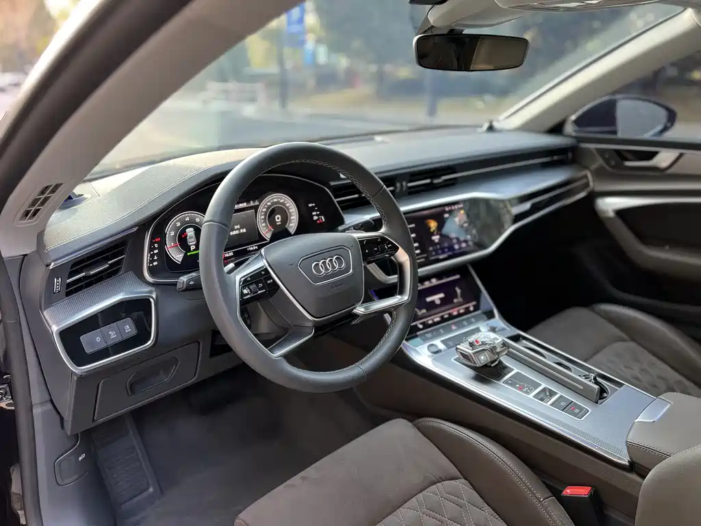 Audi A7L 2024 45TFSI quattro S-line vision type liquid crystal package купить на сайте DeffCars