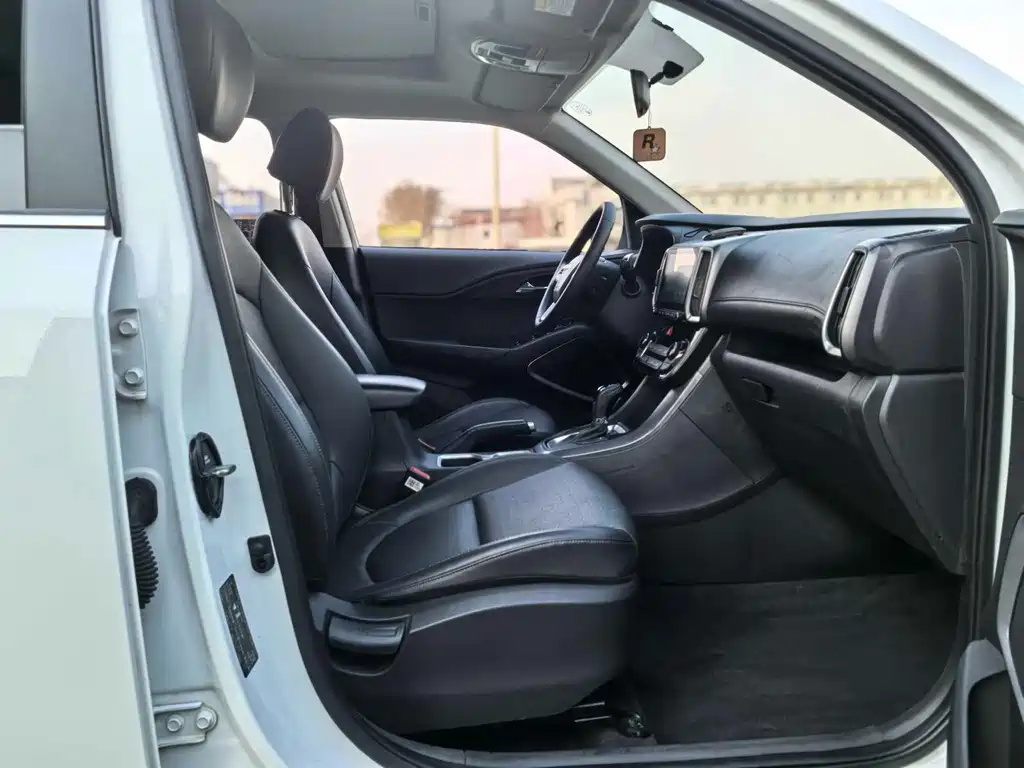Beijing Hyundai ix35 2020 2.0L automatic two-wheel drive Zhiyong·Enjoy Edition купить на сайте DeffCars
