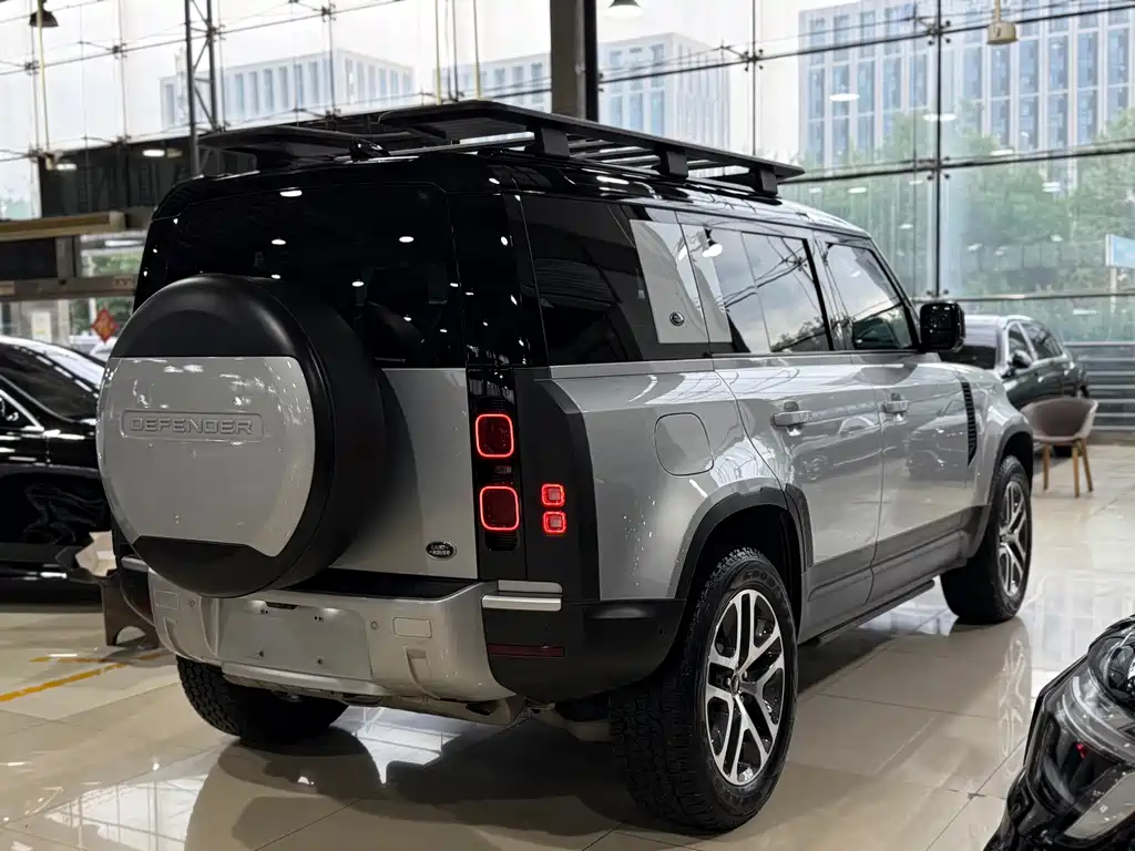 Land Rover Defender 2021 110 P400 Dark Special Edition купить на сайте DeffCars