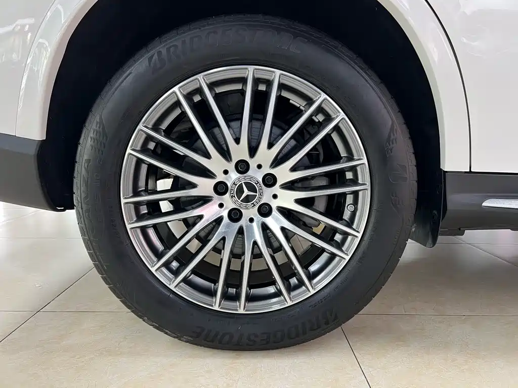 Mercedes-Benz GLC 2023 GLC 300 L 4MATIC Dynamic 5-seater купить на сайте DeffCars
