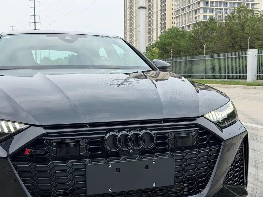 Audi RS 7 2025 RS 7 4.0T Sportback performance купить на сайте DeffCars