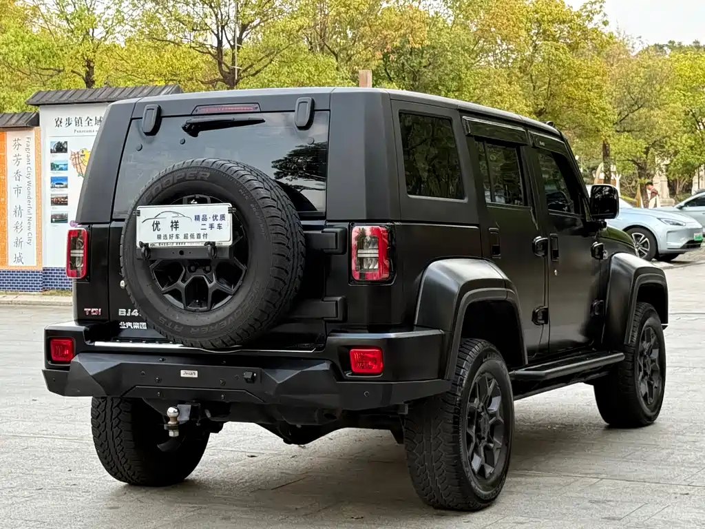Beijing off-road BJ40 2023 2.0D automatic four-wheel drive Blade Hero Edition knight type (front and rear electronically controlled locks) купить на сайте DeffCars