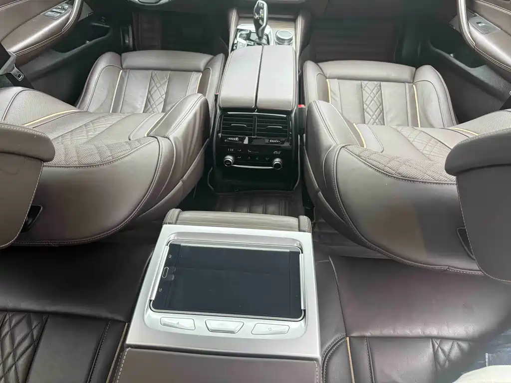 BMW 5 Series 2020 530Li Exclusive Luxury Package купить на сайте DeffCars