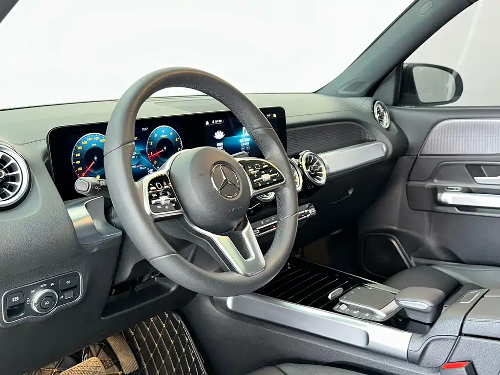 Mercedes GLB 2021 200 Dynamic купить на сайте DeffCars