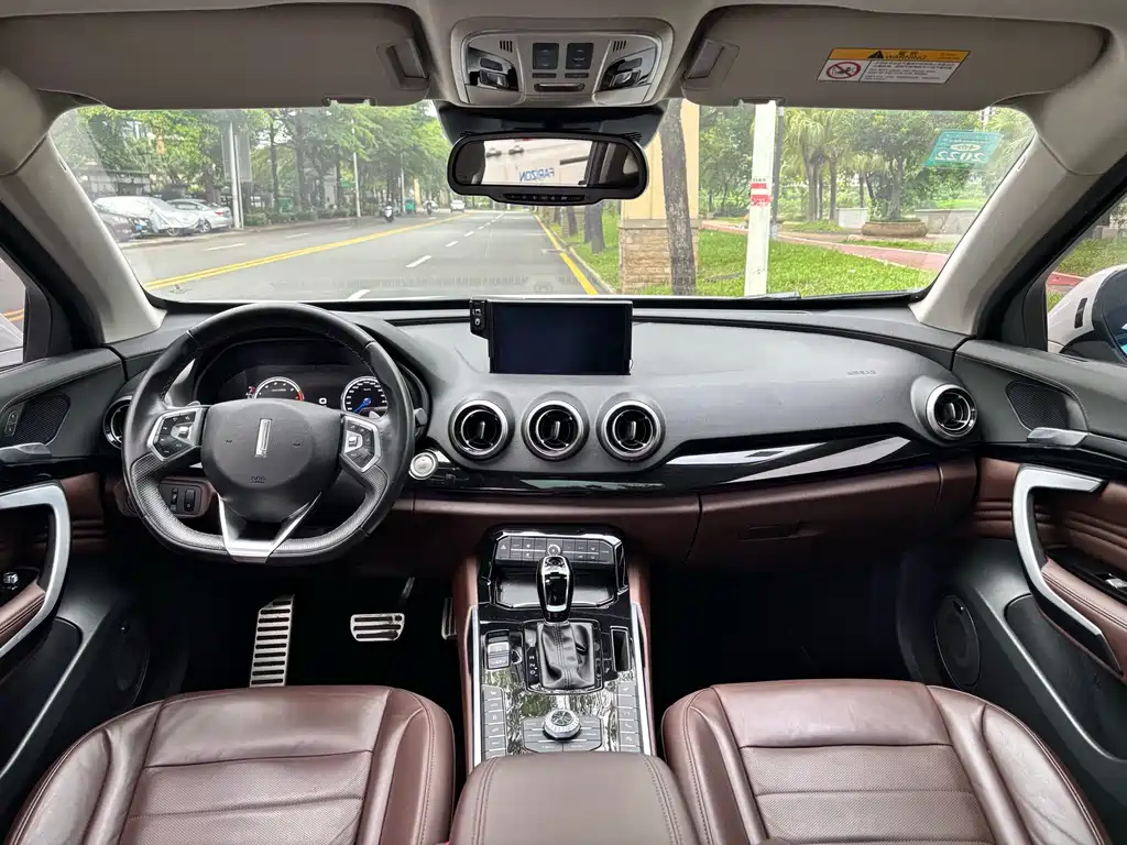 Wei brand VV7 2017 2.0T flagship model купить на сайте DeffCars