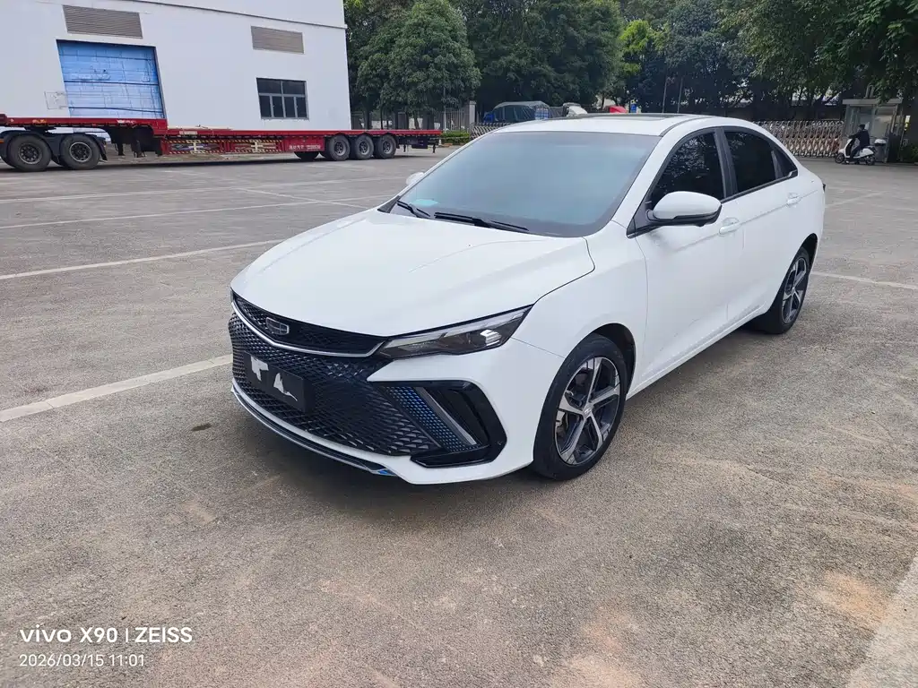 Emgrand L 2022 1.4T CVT flagship model купить на сайте DeffCars