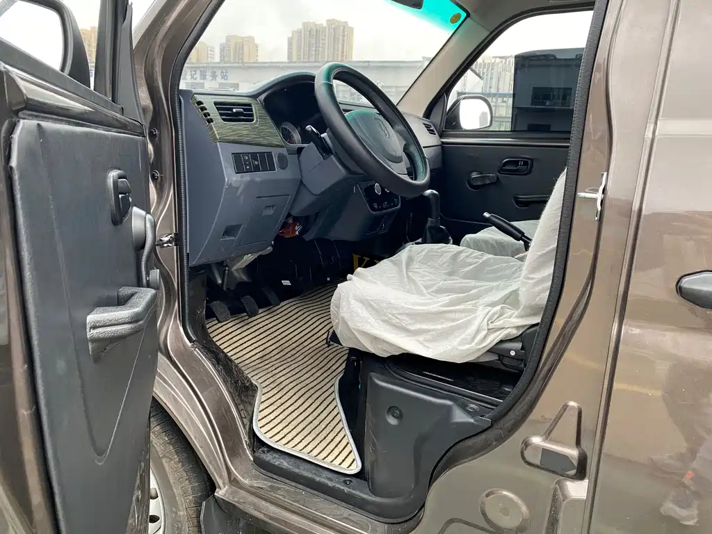 Hiace X30 2020 model 1.5L super model country VI SWC15M купить на сайте DeffCars