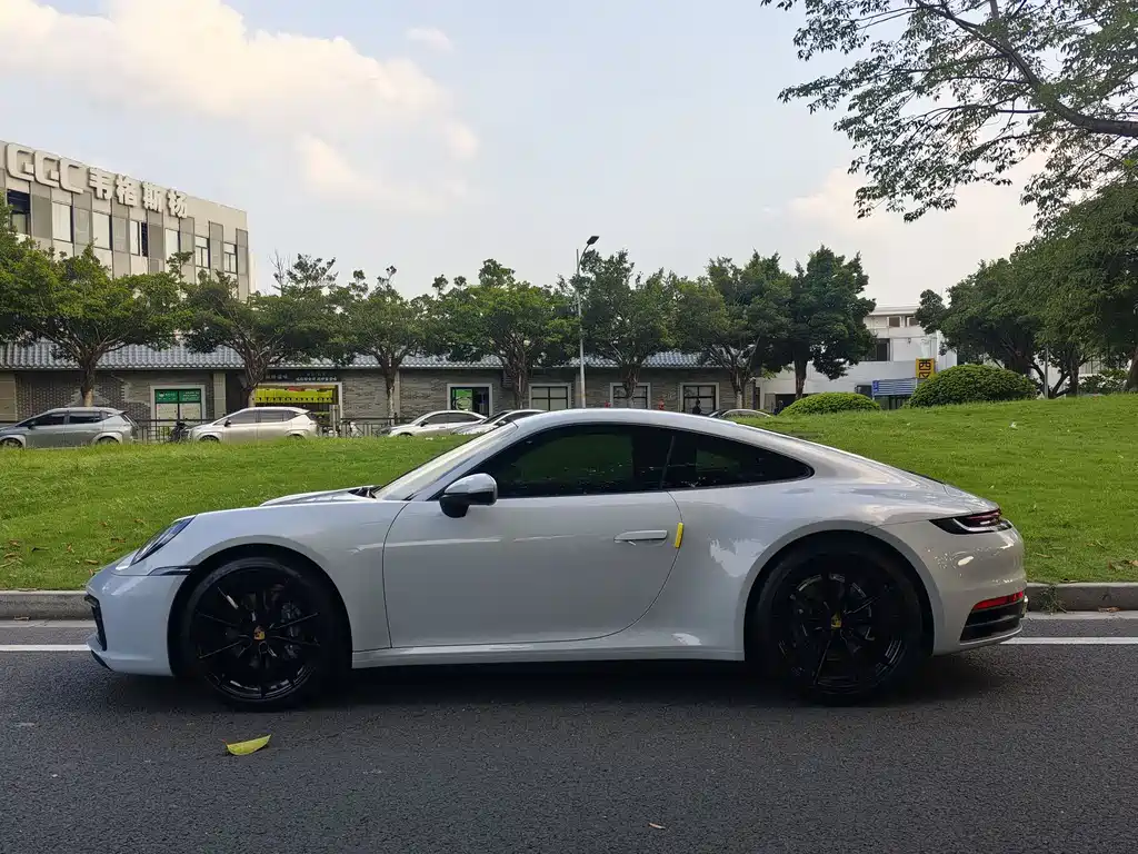 Porsche 911 2023 Carrera 3.0T купить на сайте DeffCars