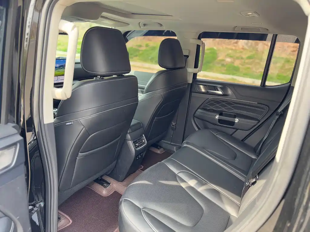 Tank 300 New Energy 2025 Hi4-T 37.1kWh купить на сайте DeffCars