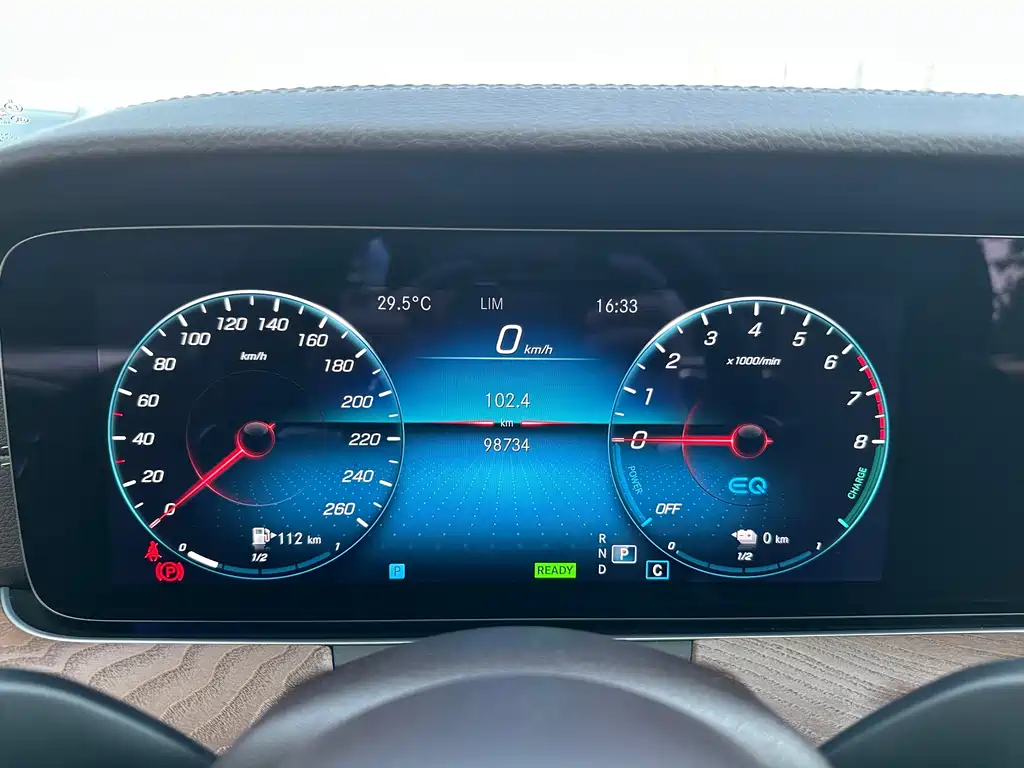 Mercedes-Benz E-Class New Energy 2022 facelift E 350 e L plug-in hybrid sedan купить на сайте DeffCars