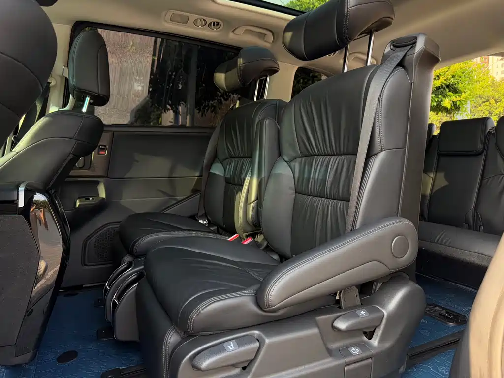 Odyssey 2022 2.0L e:HEV Rui Yaoxiang Edition купить на сайте DeffCars