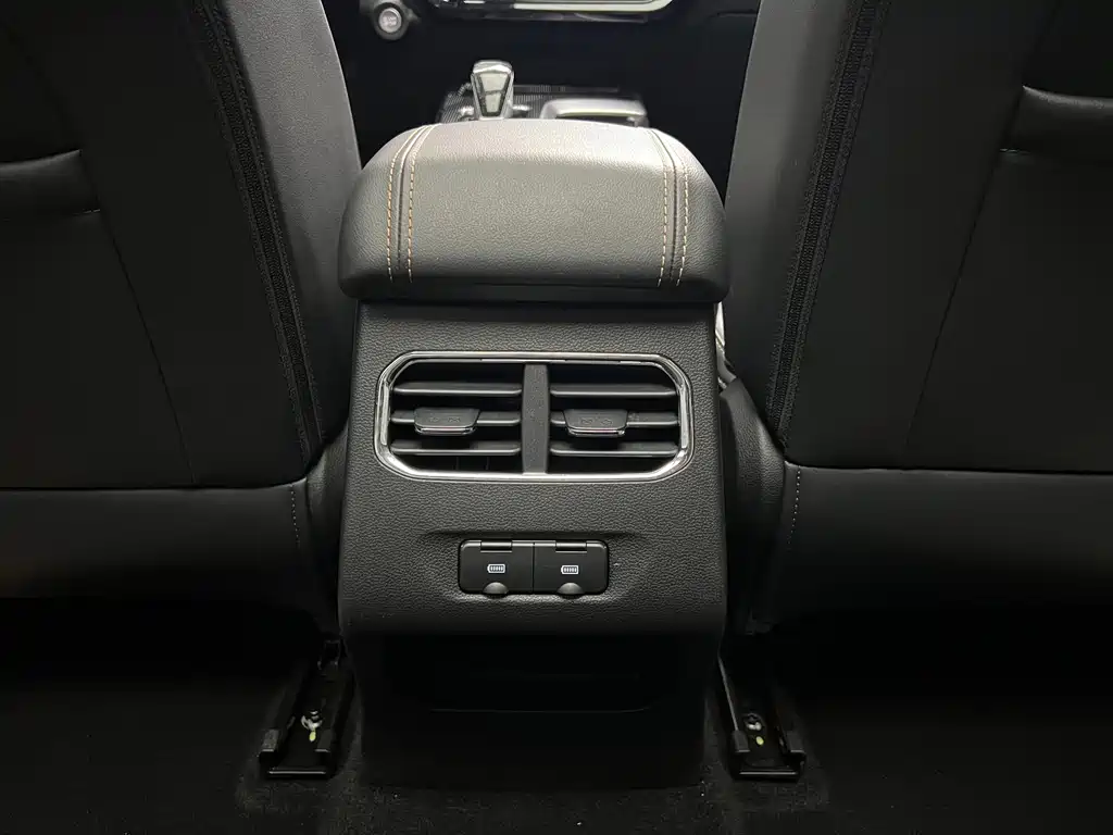 Haval Red Rabbit 2022 Exclusive Edition 1.5T Red Bronze Rabbit купить на сайте DeffCars
