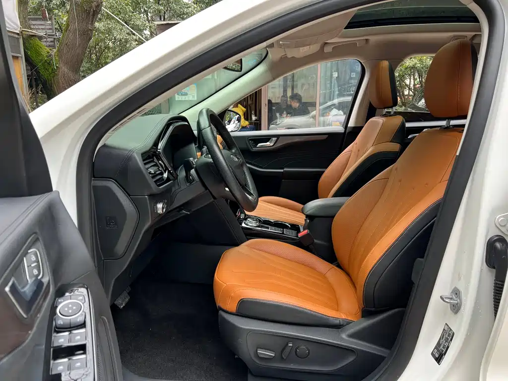 Ruiji 2020 EcoBoost 245 two-wheel drive smart model купить на сайте DeffCars