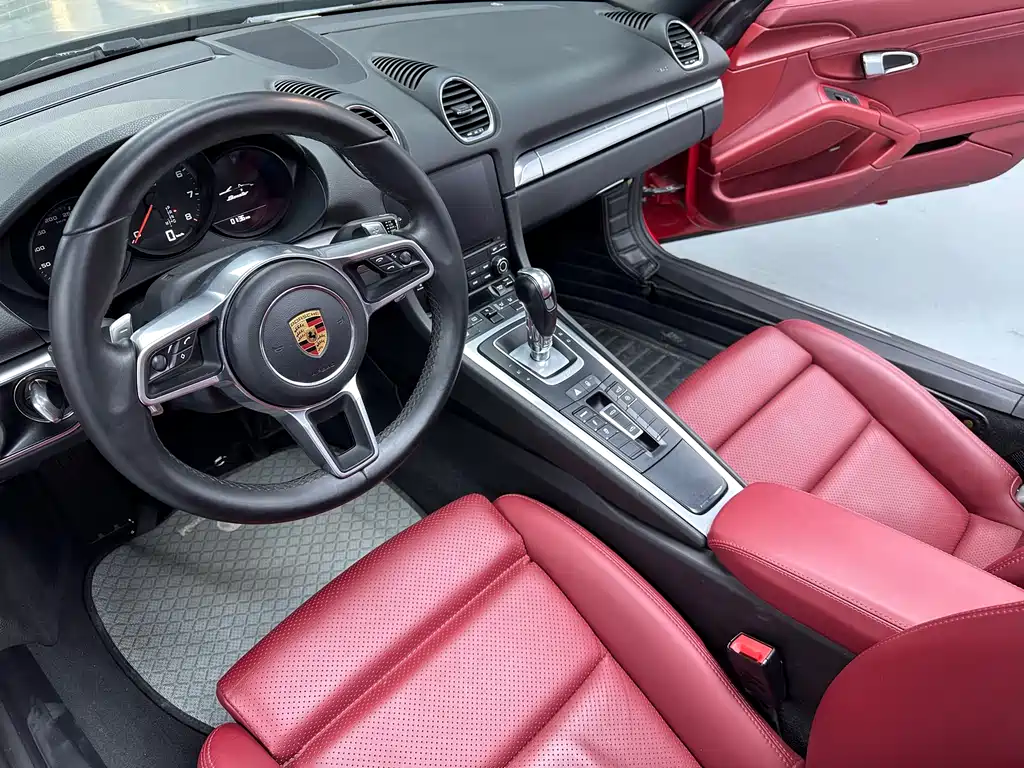 Porsche 718 2018 Boxster 2.0T купить на сайте DeffCars
