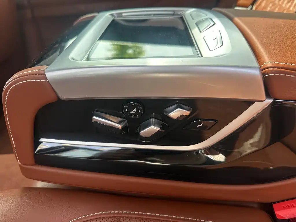 BMW 7 Series 2019 740Li xDrive Executive M Sports Package купить на сайте DeffCars
