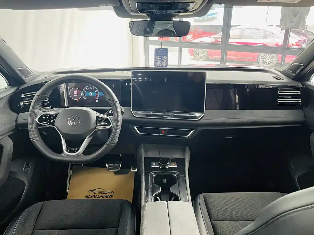 Tiguan L 2024 PRO 380TSI four-wheel drive R-Line Zhizun Edition купить на сайте DeffCars