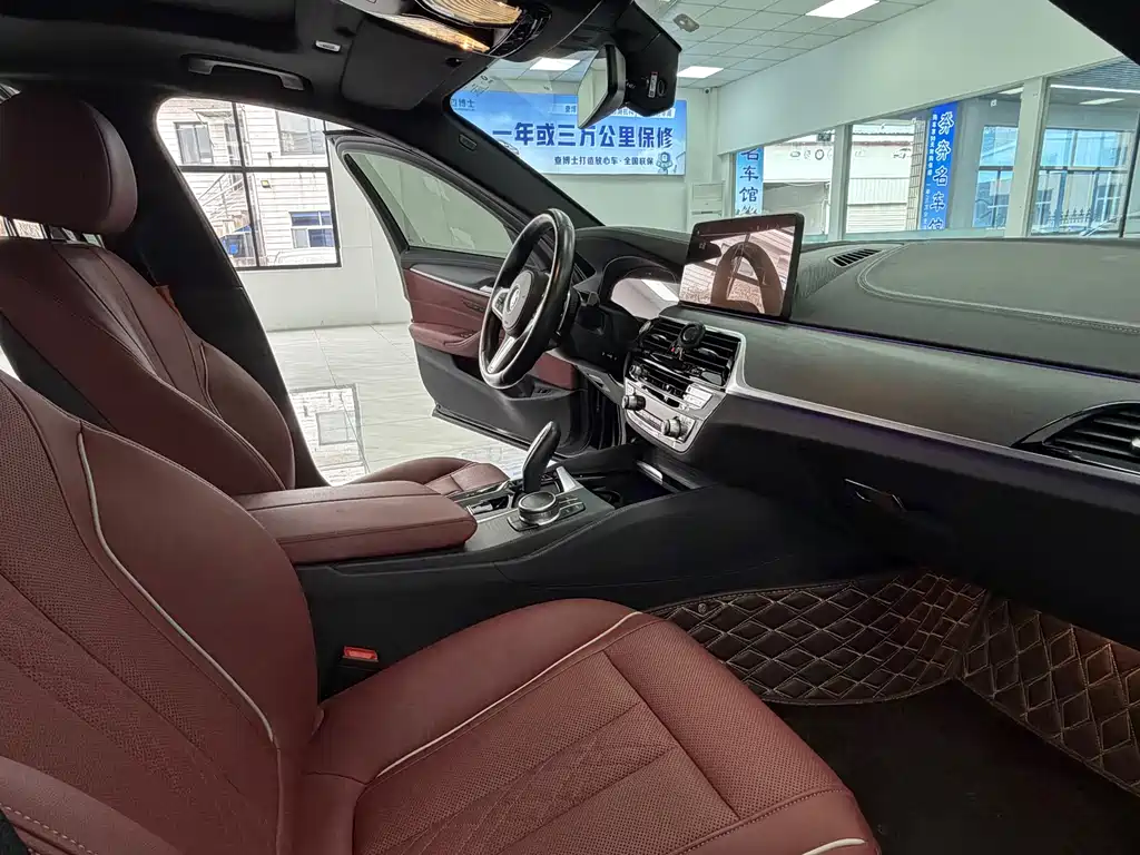 BMW 5 Series 2022 530Li Leading M Sports Package купить на сайте DeffCars