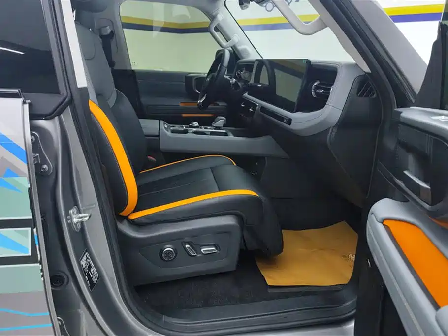 Beijing off-road BJ40 extended range 2025 advanced version купить на сайте DeffCars