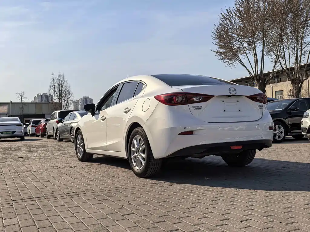 Mazda3 Angkesela 2019 Cloud Control Edition Sedan 1.5L Automatic Luxury Type National V купить на сайте DeffCars