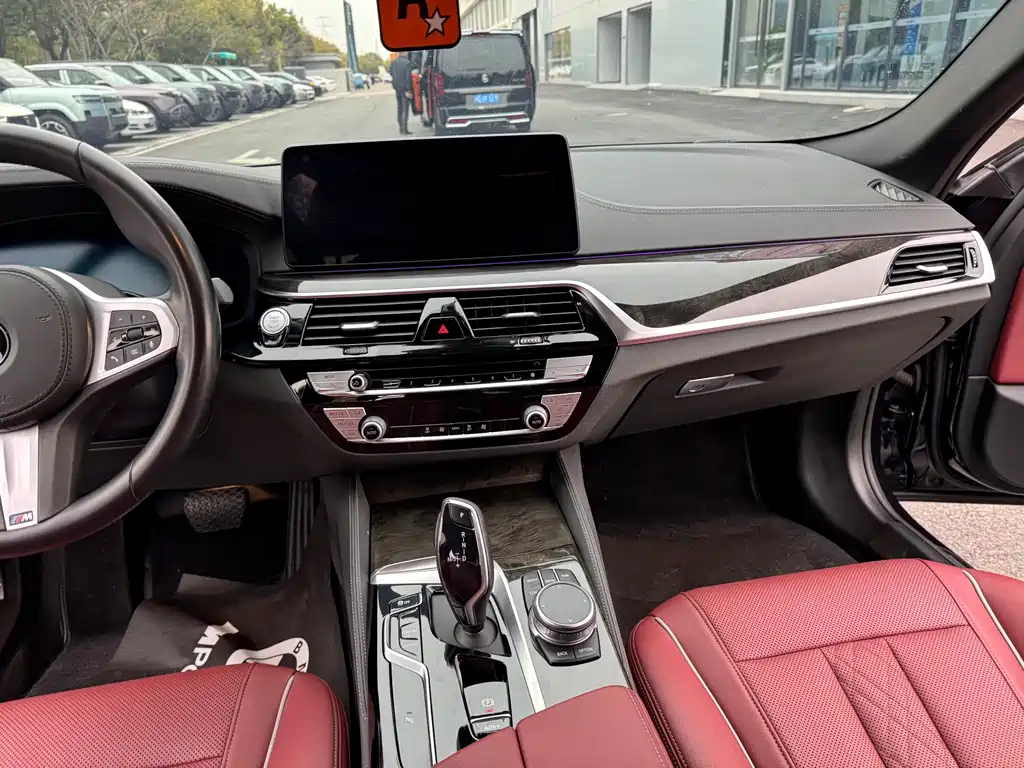BMW 5 Series 2021 525Li M Sports Package купить на сайте DeffCars