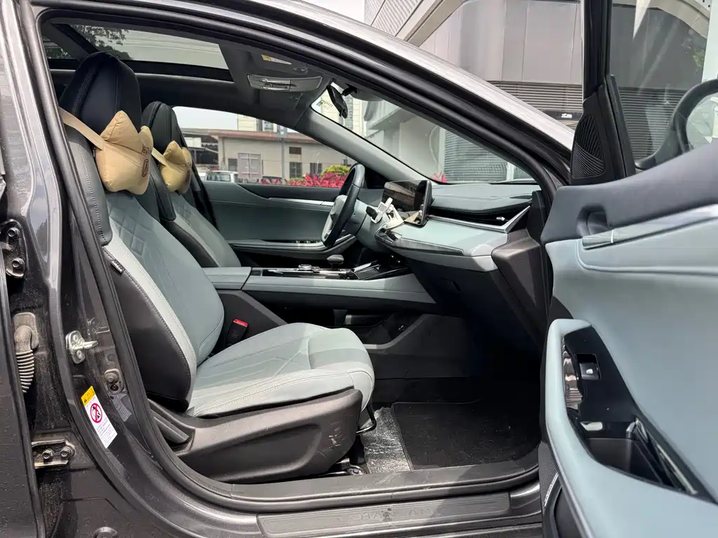 Ruicheng PLUS 2023 1.5T DCT pilot model купить на сайте DeffCars