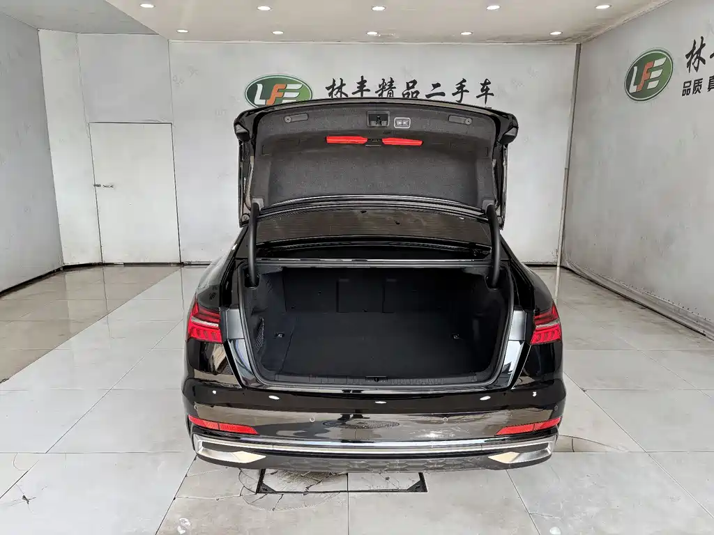 Audi A6L 2025 45 TFSI quattro premium dynamic model купить на сайте DeffCars