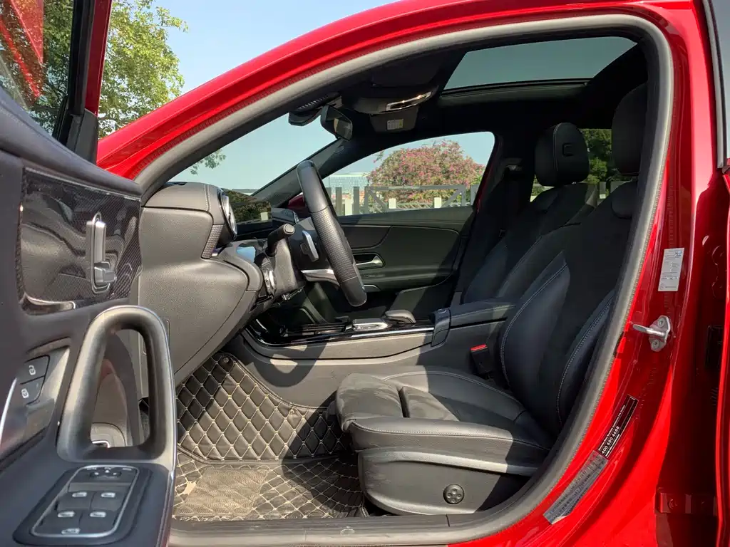 Mercedes-Benz A-Class 2022 Facelift Three A 200 L Sports Sedan Fashionable купить на сайте DeffCars