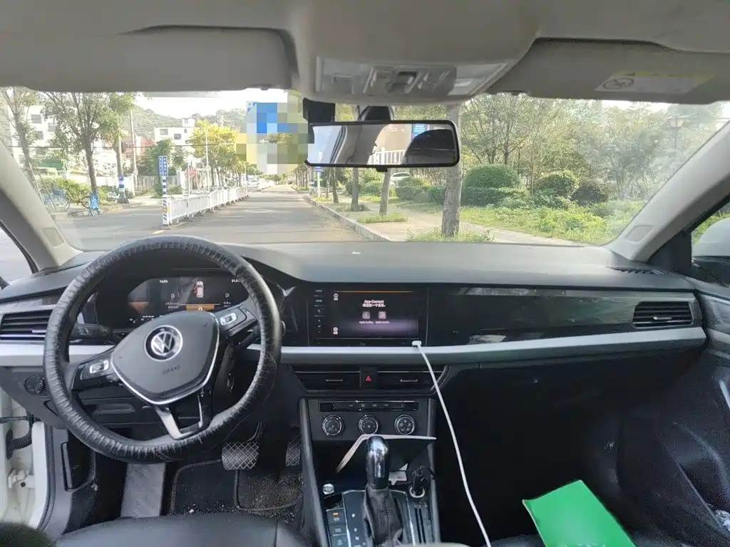 Lavida 2021 1.5L automatic comfort version купить на сайте DeffCars