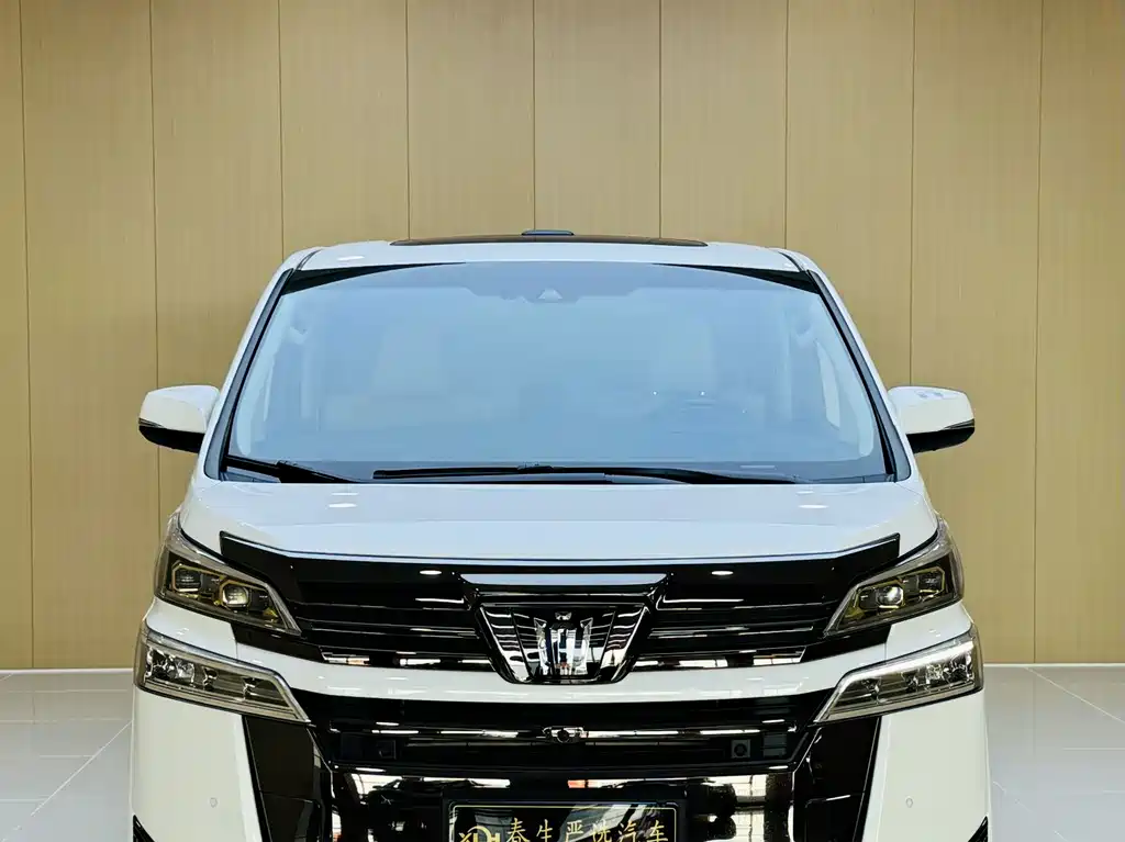 Wilfa 2021 Crown Dual Engine 2.5L HV Premium Edition купить на сайте DeffCars