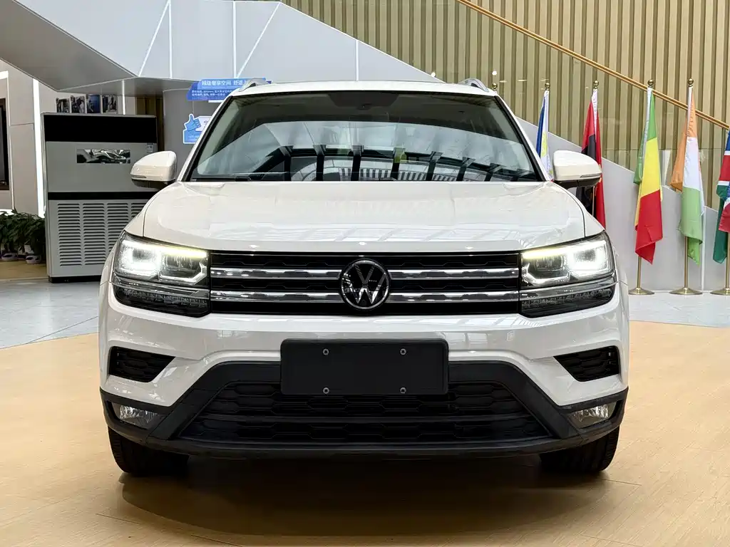 Tuyue 2022 280TSI two-wheel drive luxury version купить на сайте DeffCars