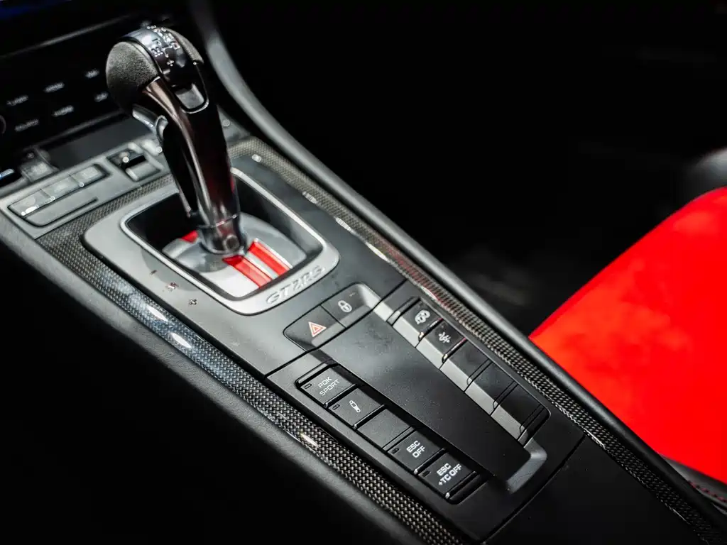 Porsche 911 2018 GT2 RS 3.8T купить на сайте DeffCars