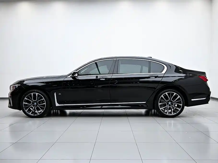 BMW 7 Series 2019 facelift 740Li xDrive Executive M Sports Package купить на сайте DeffCars
