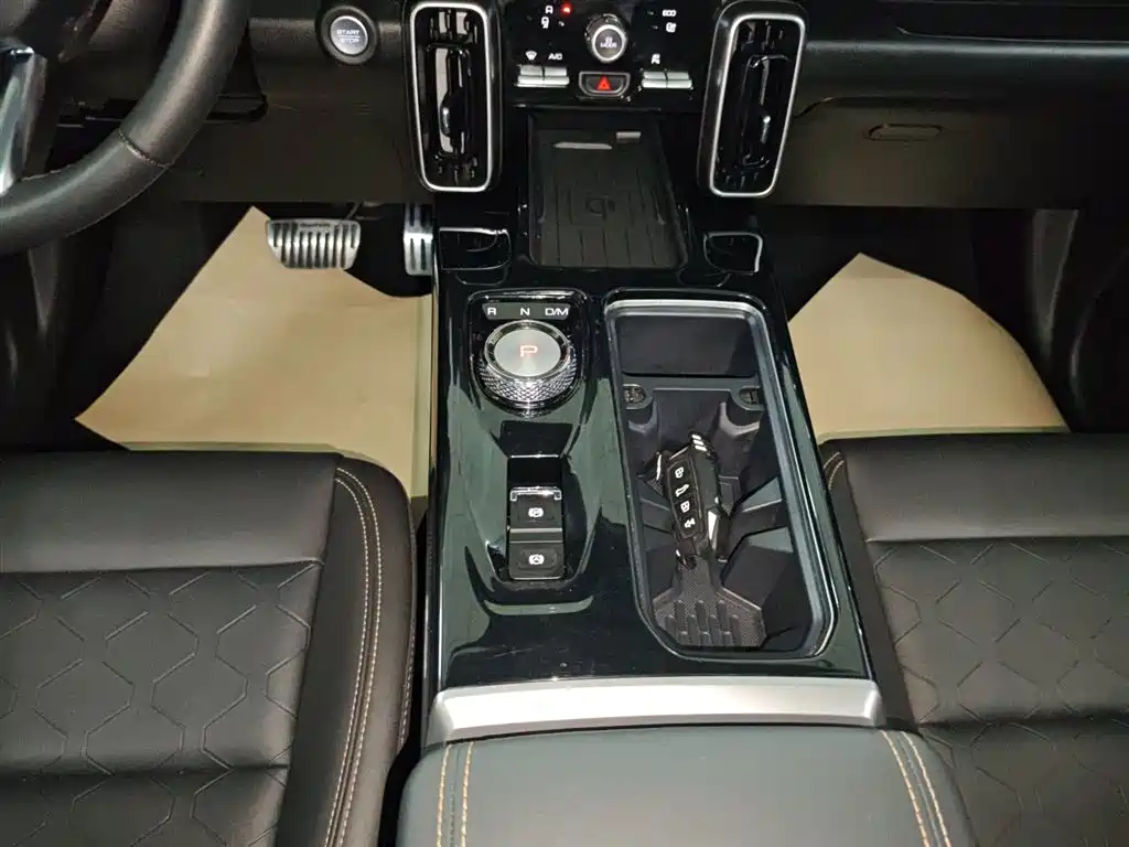 Haval Big Dog 2022 1.5T DCT two-wheel drive Border Collie version купить на сайте DeffCars