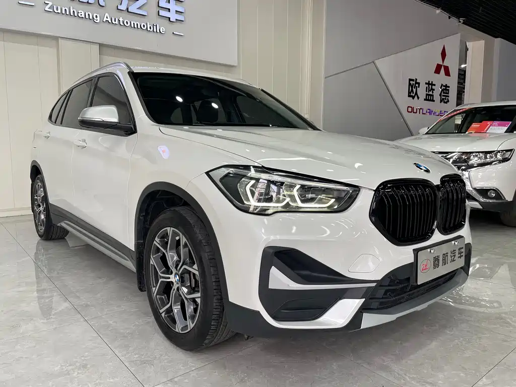 BMW X1 2022 sDrive20Li Fashion Model купить на сайте DeffCars