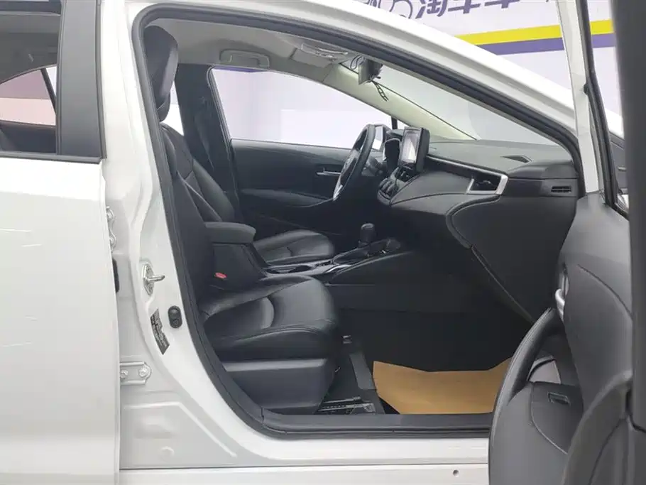 Corolla 2019 1.2T S-CVT GL Pioneer Edition купить на сайте DeffCars