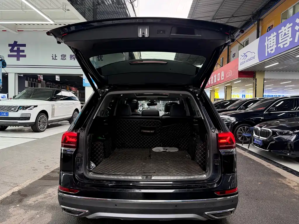 Touron 2024 380TSI four-wheel drive luxury version купить на сайте DeffCars