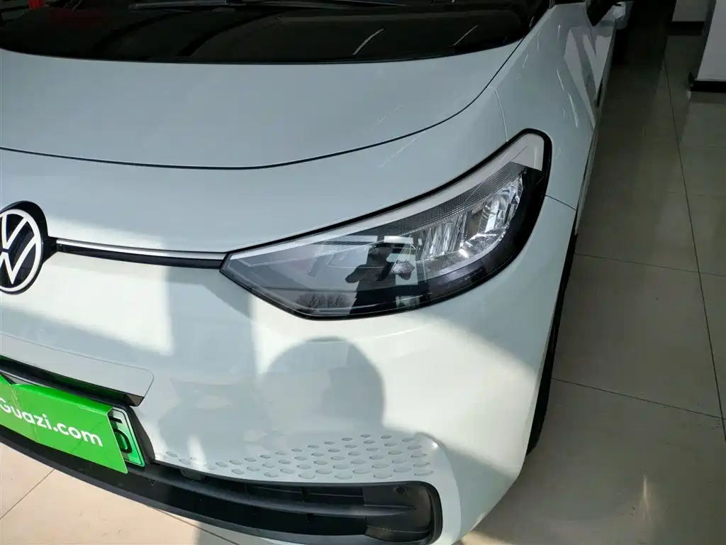 Volkswagen ID.3 2023 upgraded model pure smart version купить на сайте DeffCars