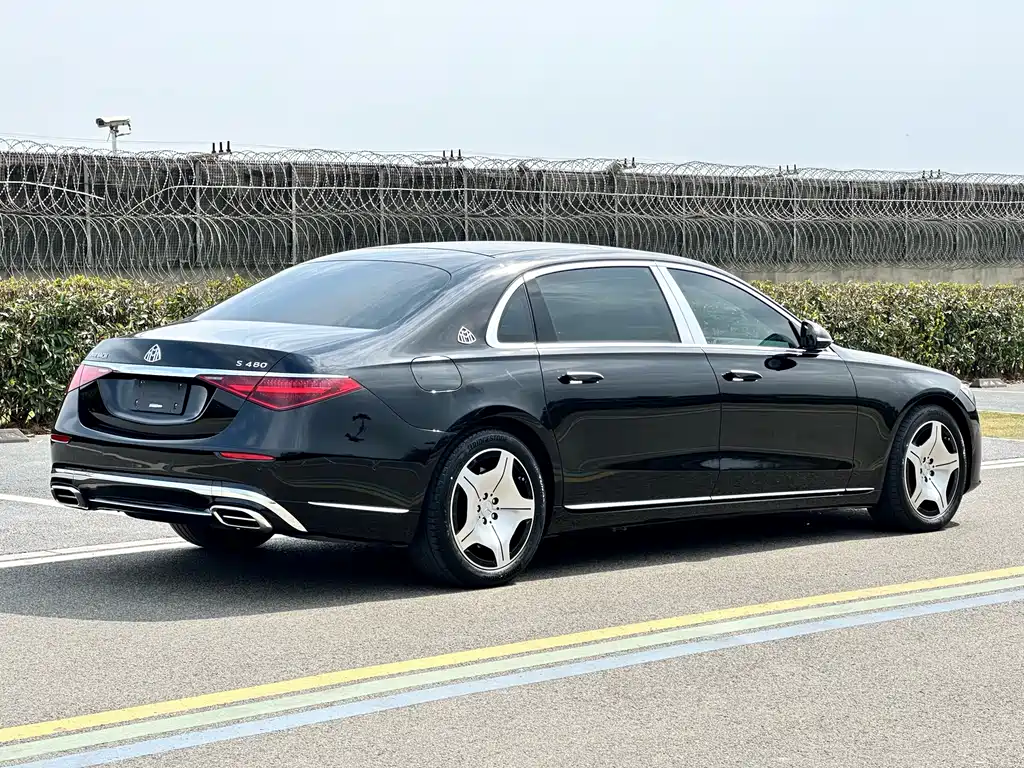 Maybach S-Class 2023 S 480 4MATIC купить на сайте DeffCars