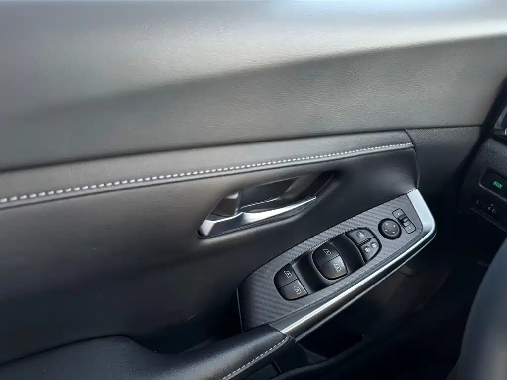 Sylphy 2023 facelift 1.6L CVT Enjoyment Edition купить на сайте DeffCars