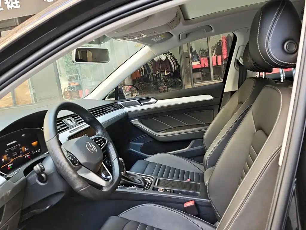 Magotan 2025 model 280TSI DSG comfort model купить на сайте DeffCars