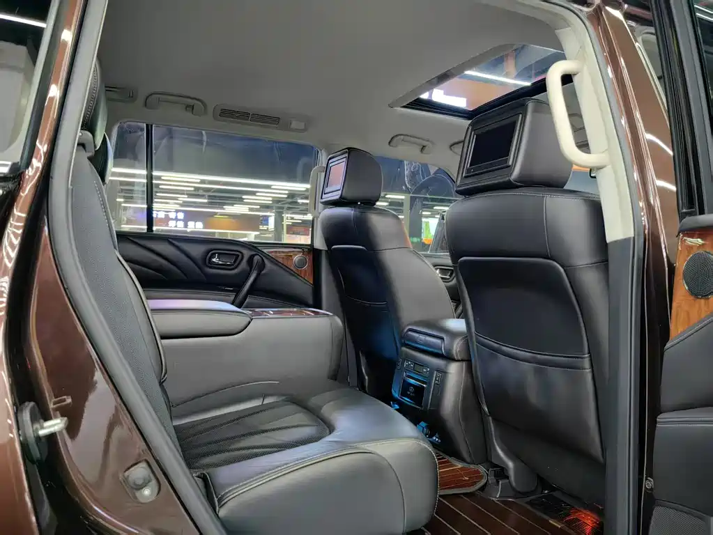 Infiniti QX80 2016 5.6L 4WD купить на сайте DeffCars