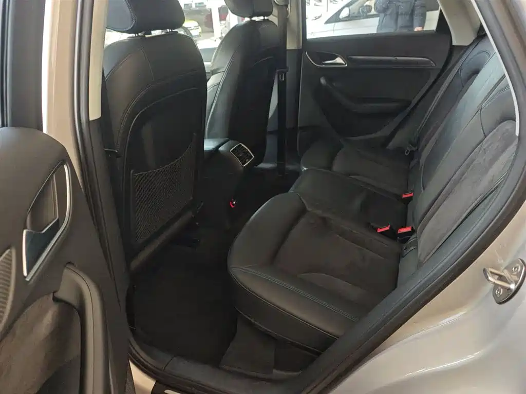 Audi Q3 2018 30th Anniversary Model 35 TFSI Sports купить на сайте DeffCars