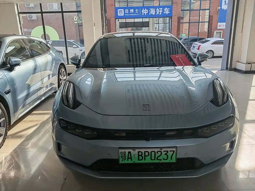 JiKrypton 001 2022 model long endurance dual motor WE version купить на сайте DeffCars