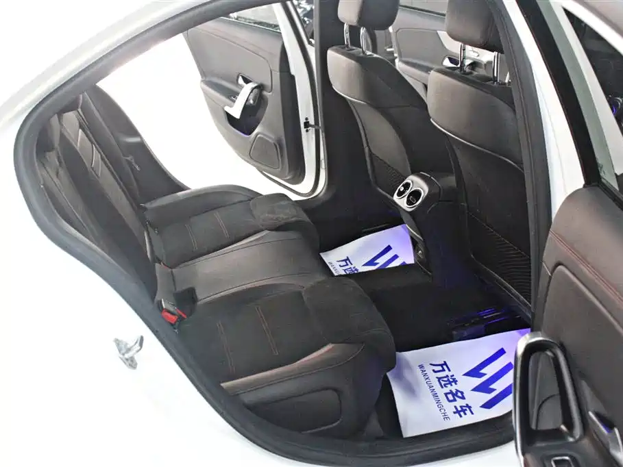 Mercedes-Benz A-Class 2023 A 200 L Fashion Model купить на сайте DeffCars