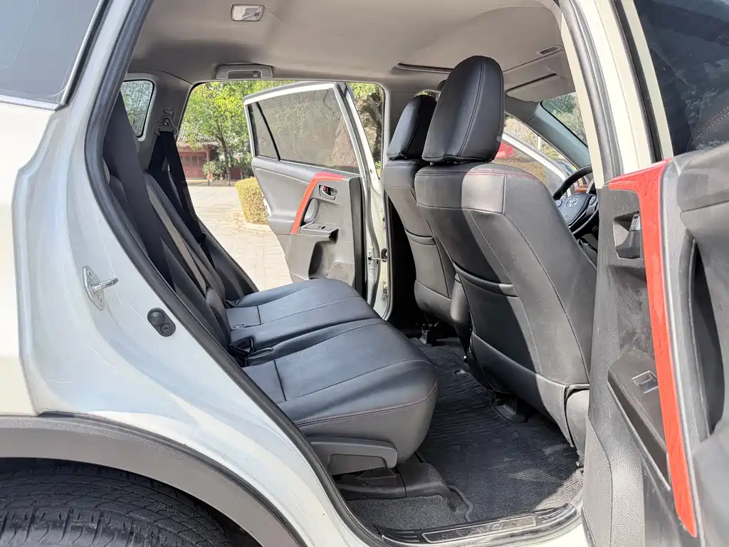 RAV4 Rongfang 2019 2.0L CVT 2WD Fashion X Limited Edition National VI купить на сайте DeffCars
